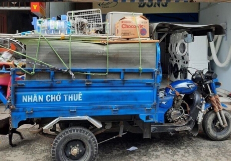 Vận Chuyển Hàng Bằng Xe Ba Gác